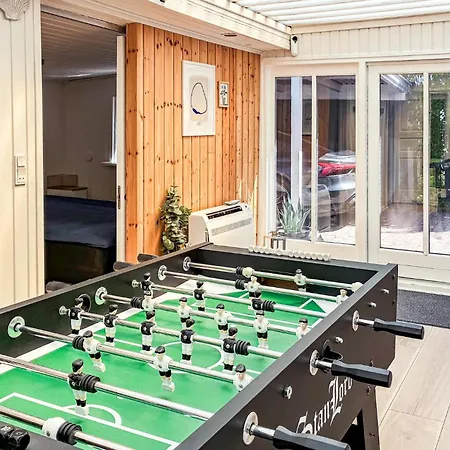 Feriehus 4 Bedroom Awesome In