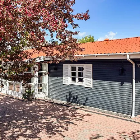 4 Bedroom Awesome In Feriehus Slagelse